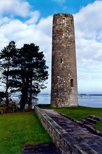 Clonmacnoise monastic site round tower and River Shannon, County Offaly, Ireland — the church later identified in the Konungs skuggsja as the site of the ship-and-anchor story